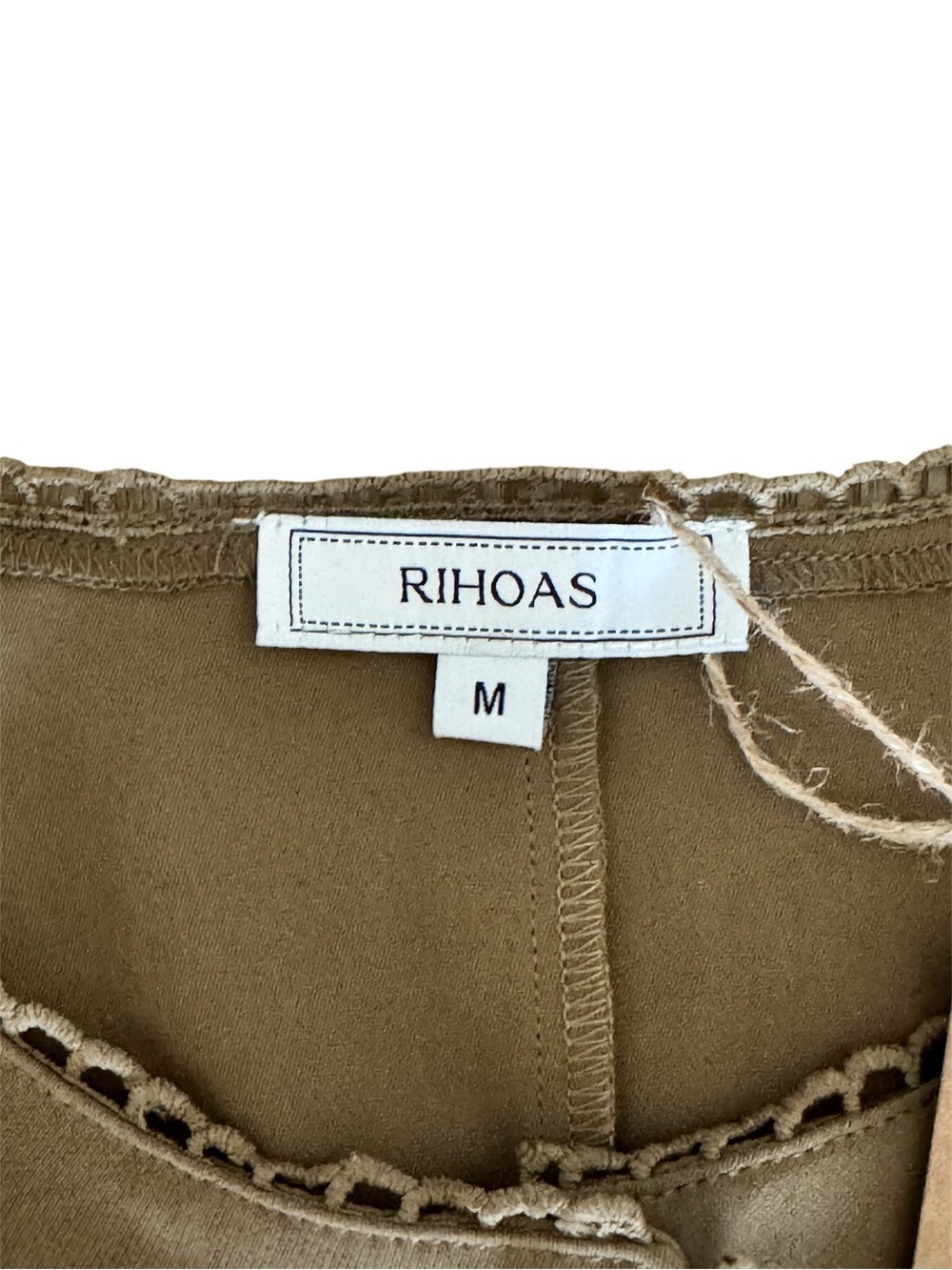 NWT RIHOAS Khaki Satin Puff Sleeve Crochet Trim Blouse Top Flower Buttons Size M - Picture 4 of 6
